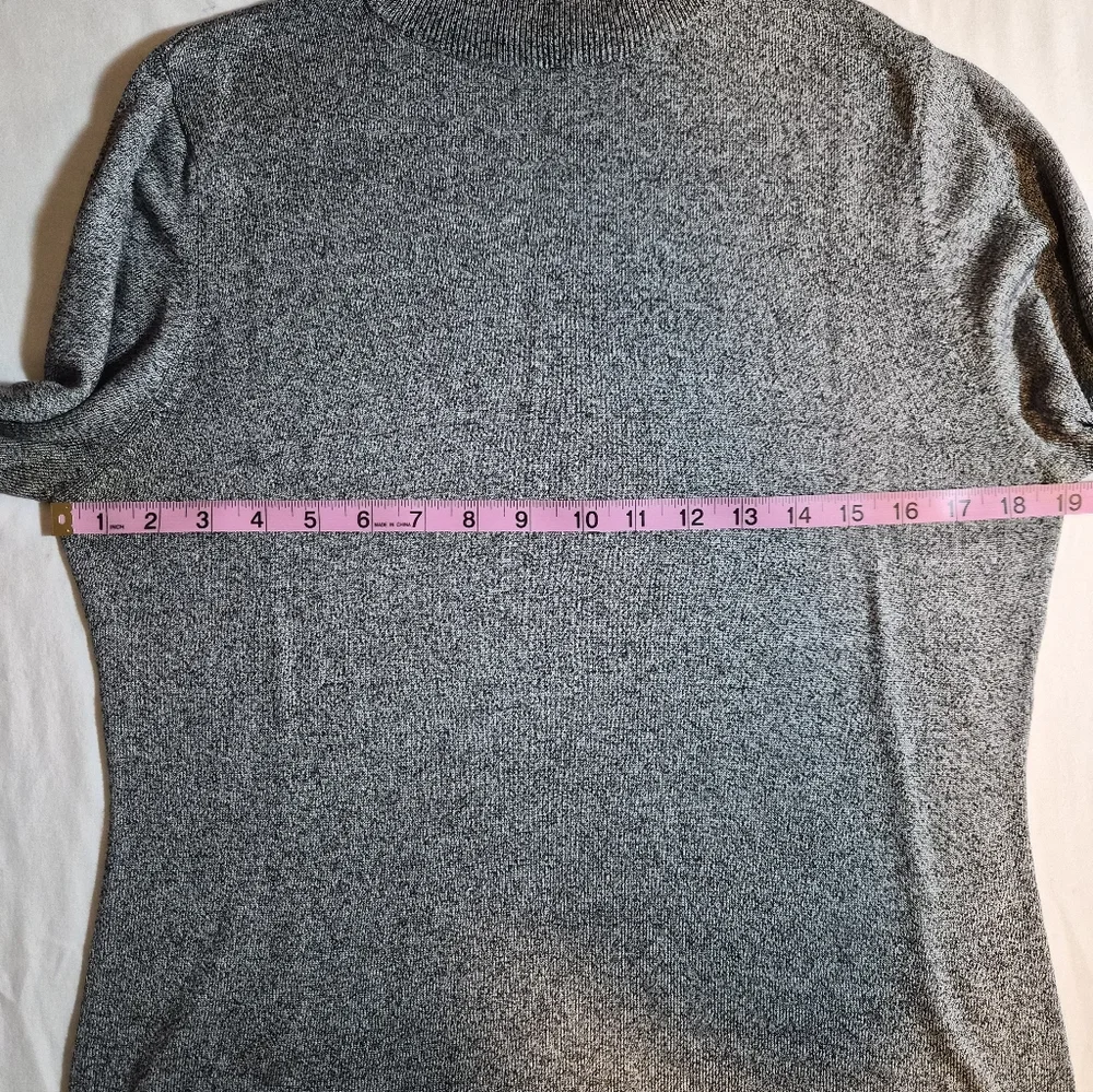 ​Valerie Separates 100% Silk Grey Mock Neck Knit Sweater Large L - Picture 4 of 8